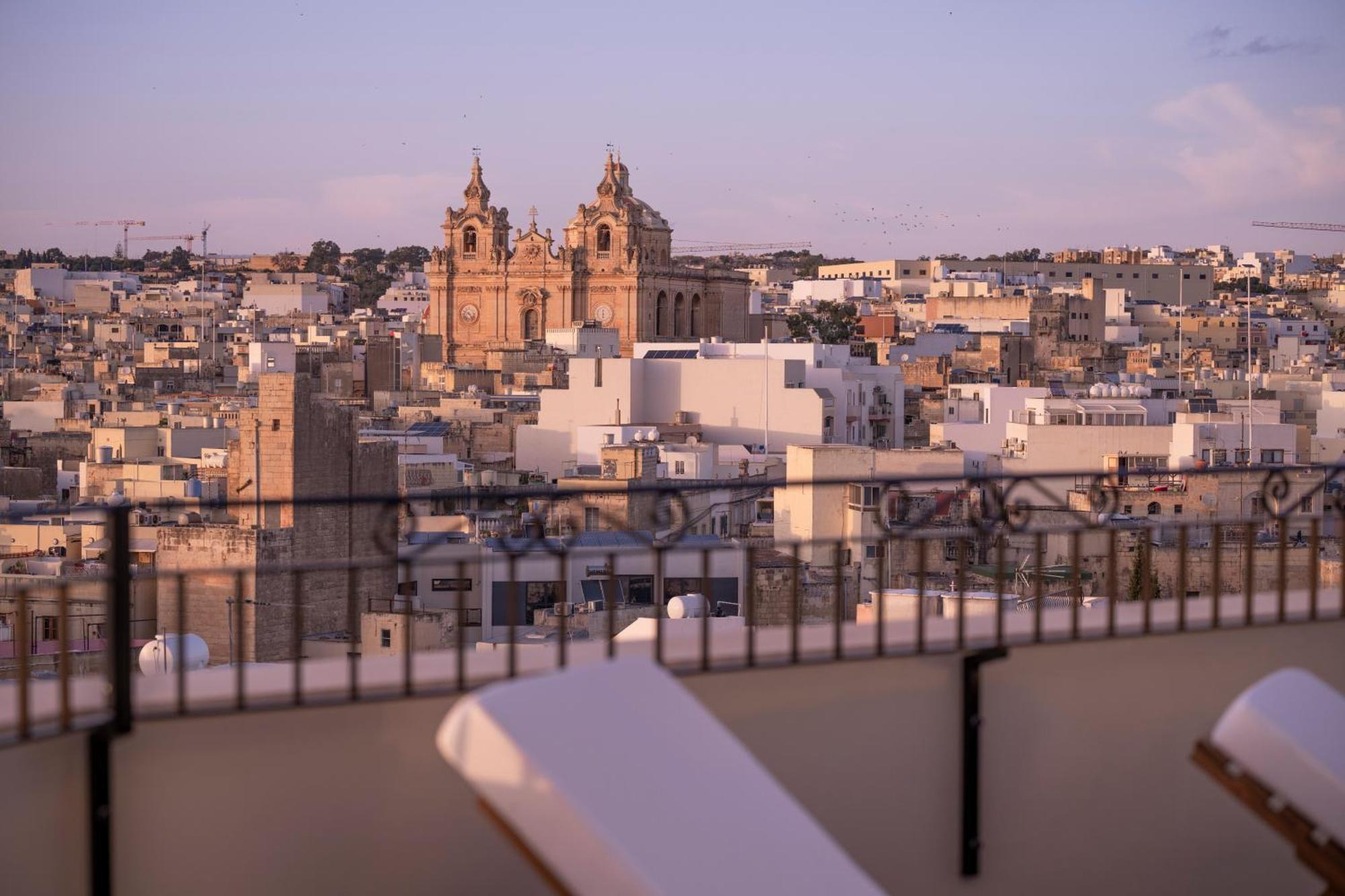 Royale Sainte Helene Boutique Hotel Birkirkara Exterior foto