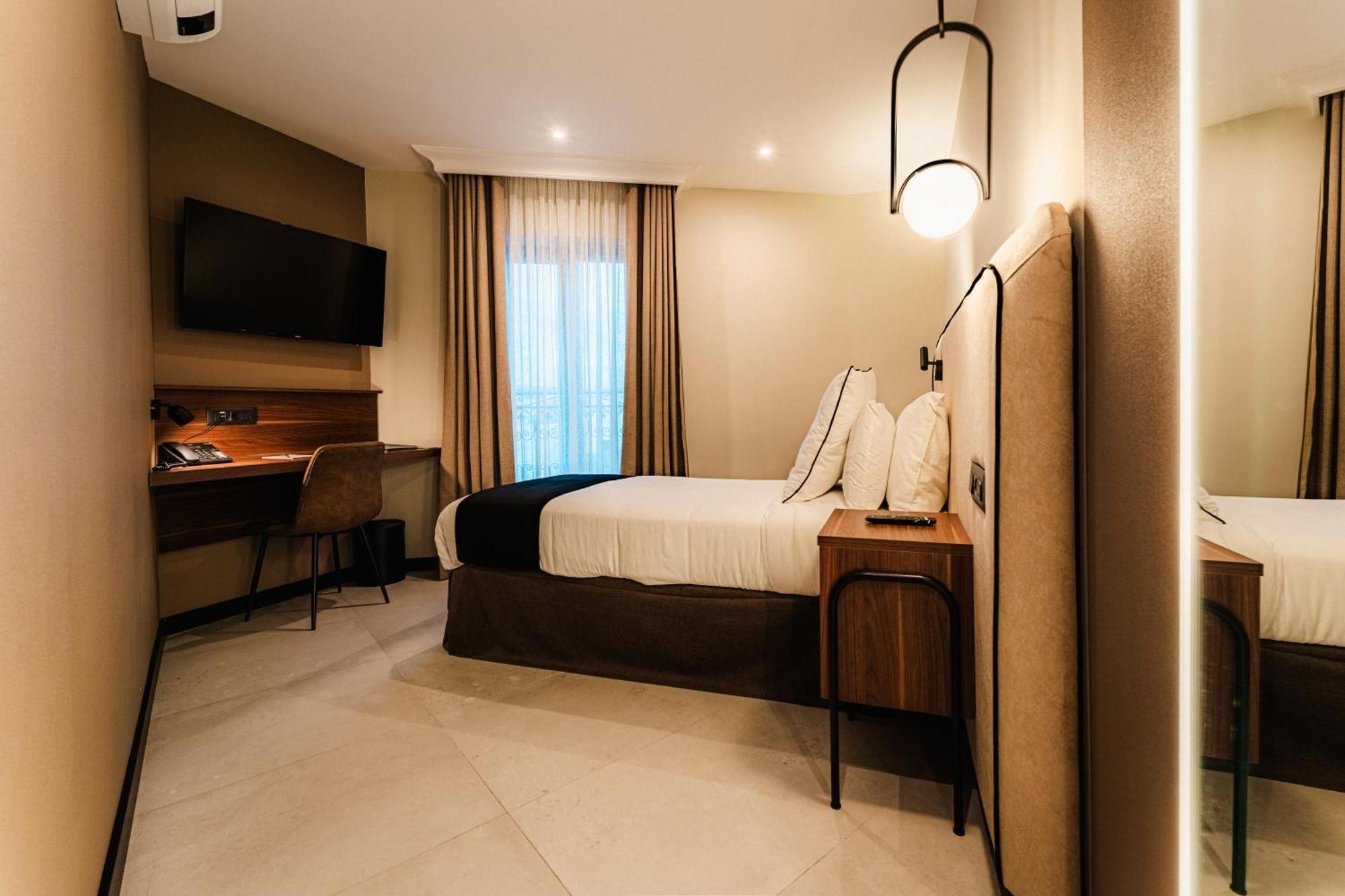Royale Sainte Helene Boutique Hotel Birkirkara Exterior foto